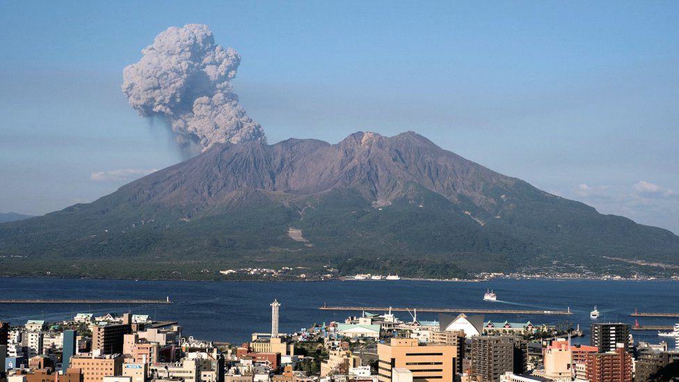Mount Sakurajima - The most dangerous volcanoes in the world - infocake.net Mount Sakurajima - The most dangerous volcanoes in the world